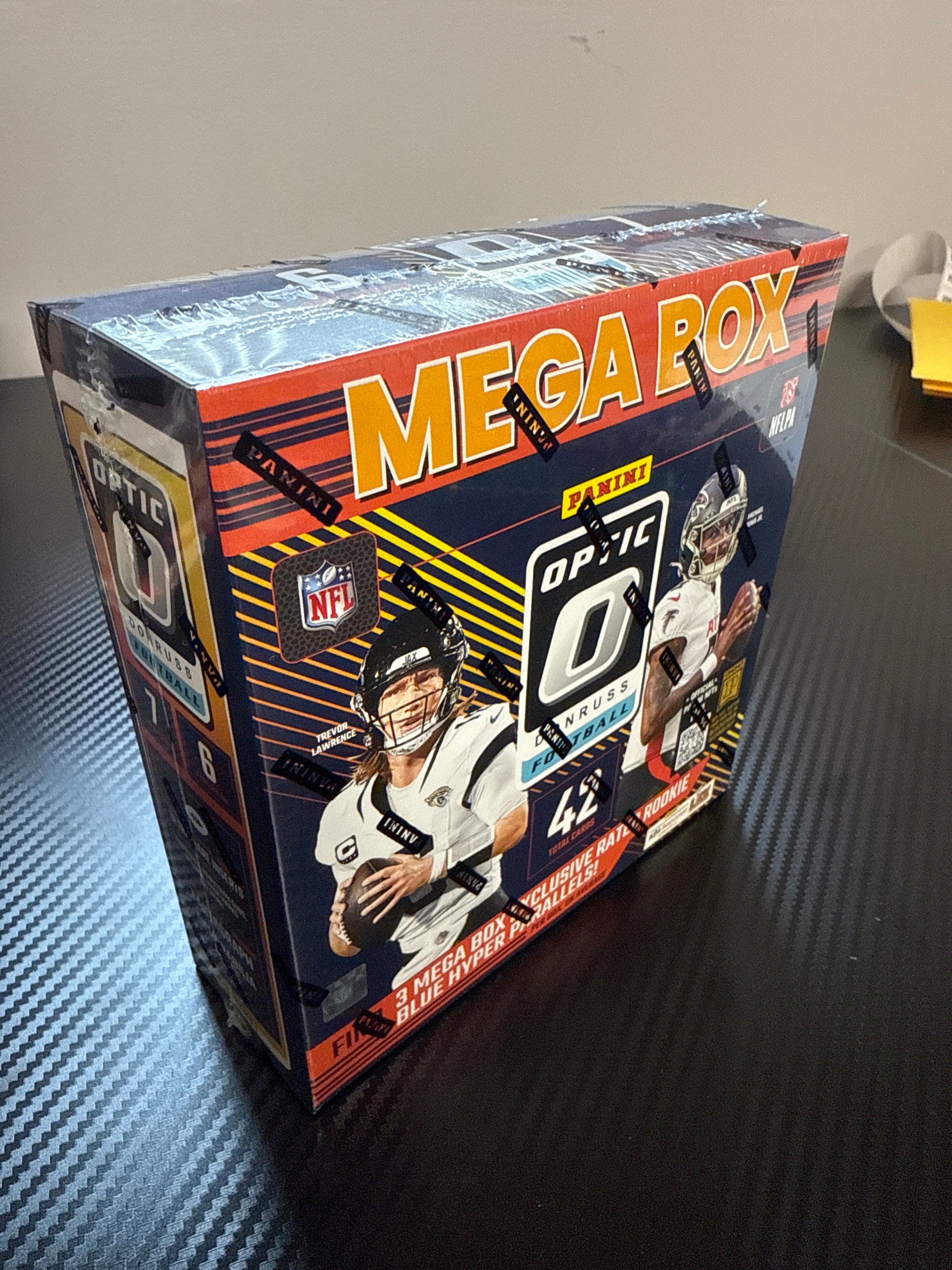2024 Panini Optic Football Mega Box Blue Hyper