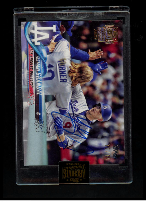 2021 Topps Archives Yasmani Grandal #320 Signature Series 72/74