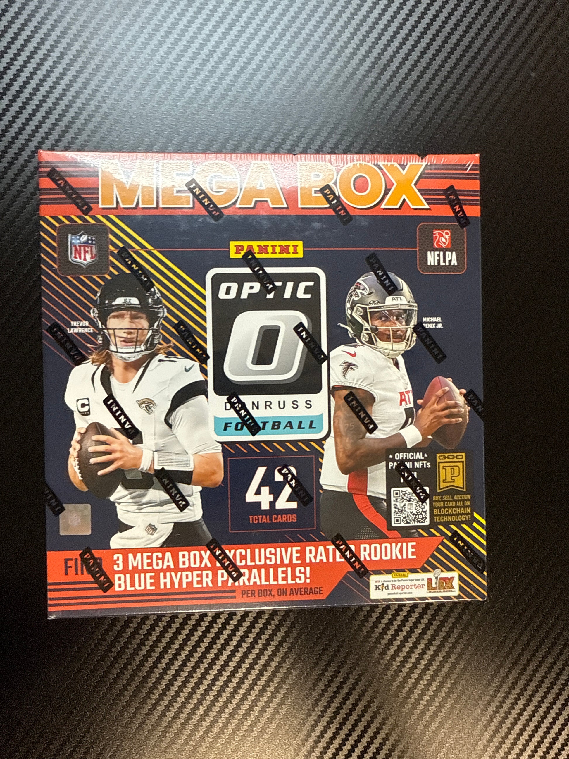2024 Panini Optic Football Mega Box Blue Hyper